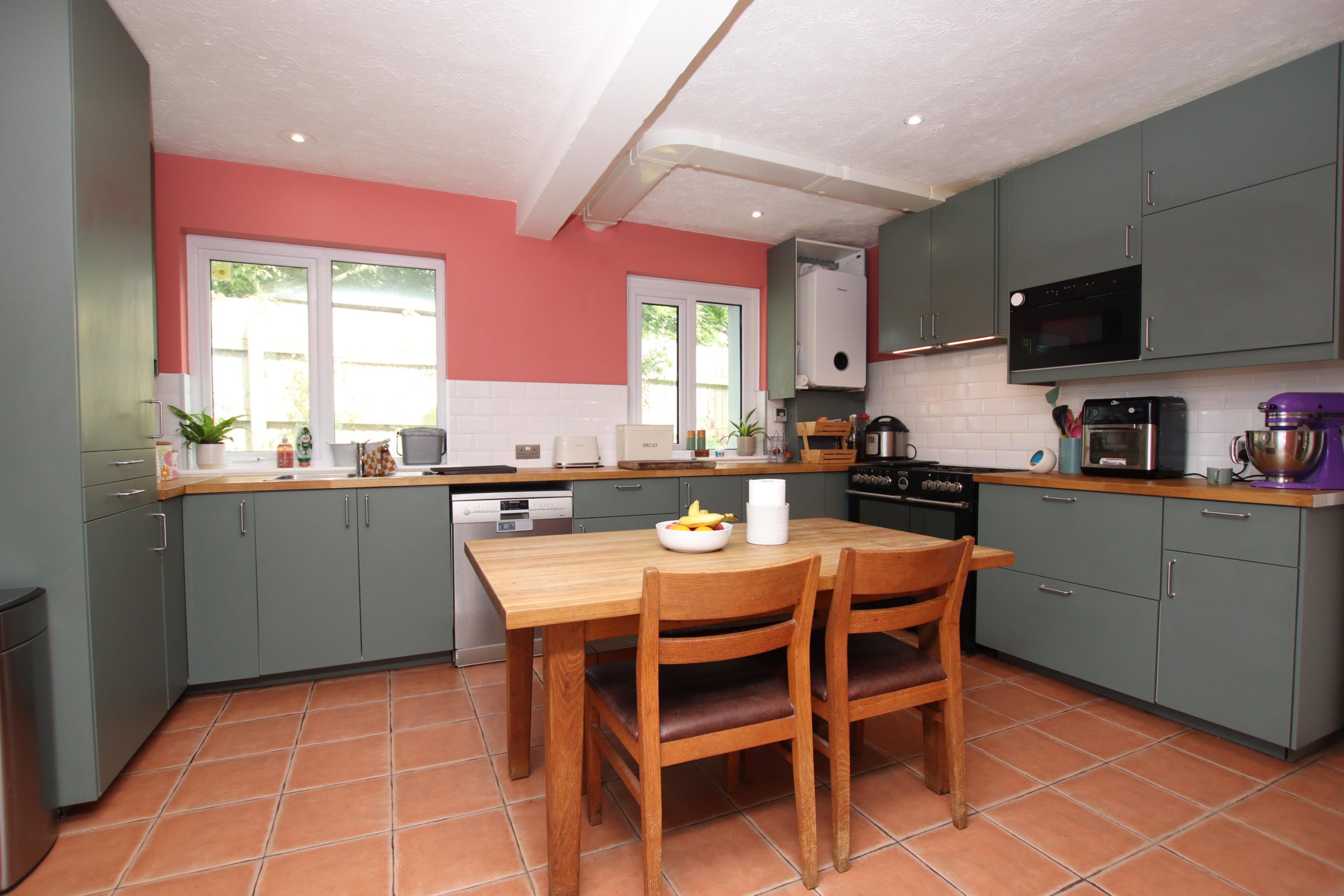 Property Images |  Naomi J Ryan Estate Agents