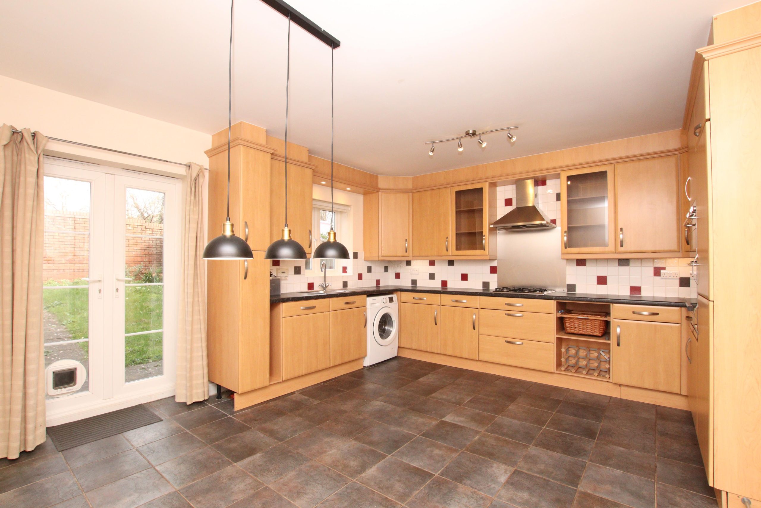 Property Images |  Naomi J Ryan Estate Agents
