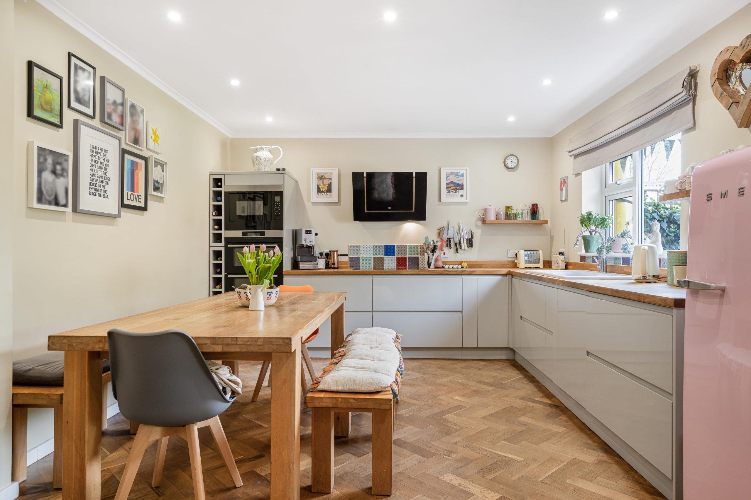 Property Images |  Naomi J Ryan Estate Agents