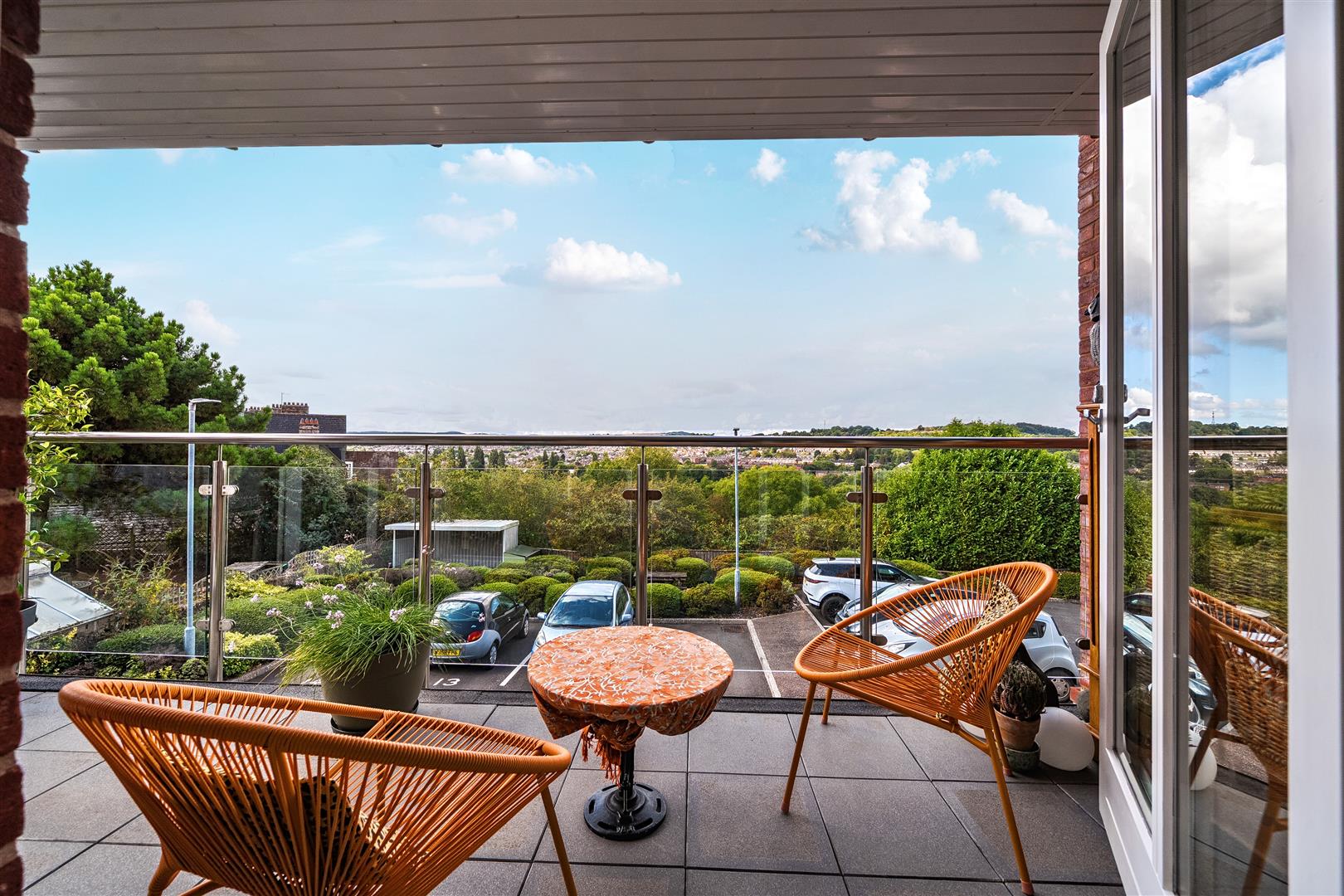 Property Images |  Naomi J Ryan Estate Agents